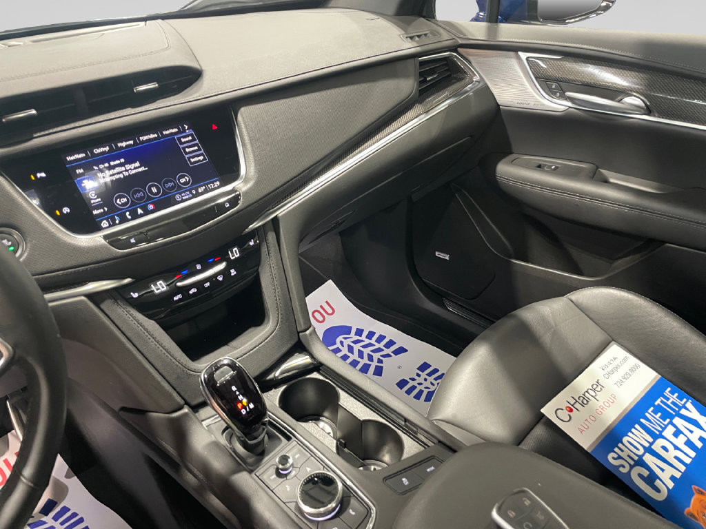 Used 2025 Cadillac XT5 Sportv AWD/4WD image 32