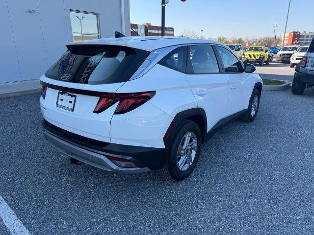 Used 2025 Hyundai Tucson SE FWD image 5