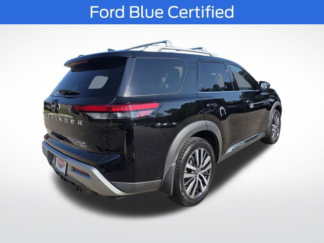 Used 2022 Nissan Pathfinder Platinum w/ Cargo Package AWD/4WD image 4