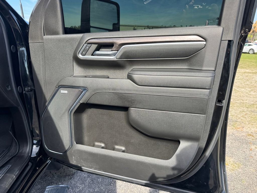 Used 2024 Chevrolet Silverado 2500 LTZ w/ LTZ Plus Package AWD/4WD image 22