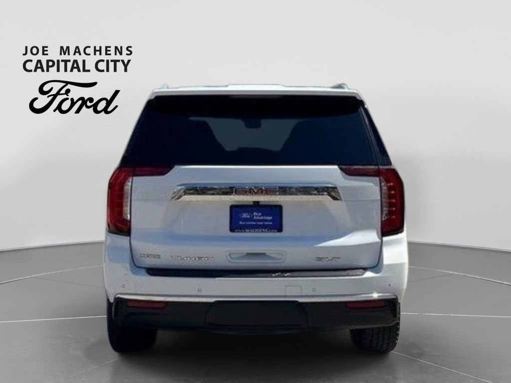 Used 2023 GMC Yukon SLT AWD/4WD image 10