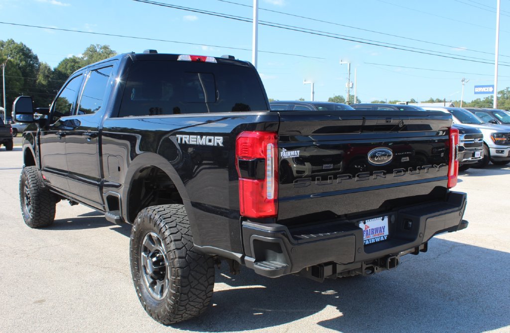 Certified 2024 Ford F250 Lariat w/ Lariat Ultimate Package AWD/4WD image 14