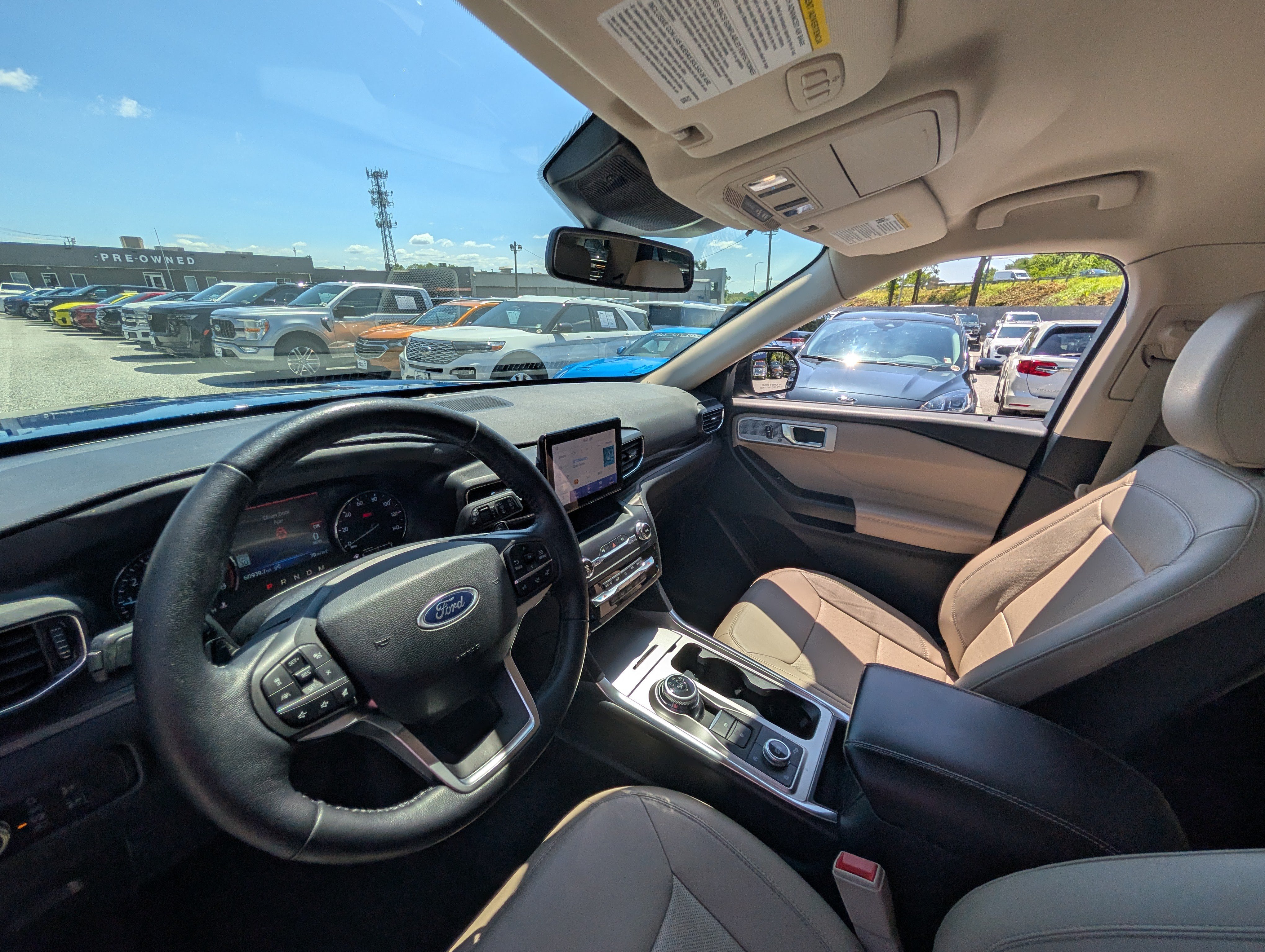 Certified 2020 Ford Explorer Limited AWD/4WD image 19