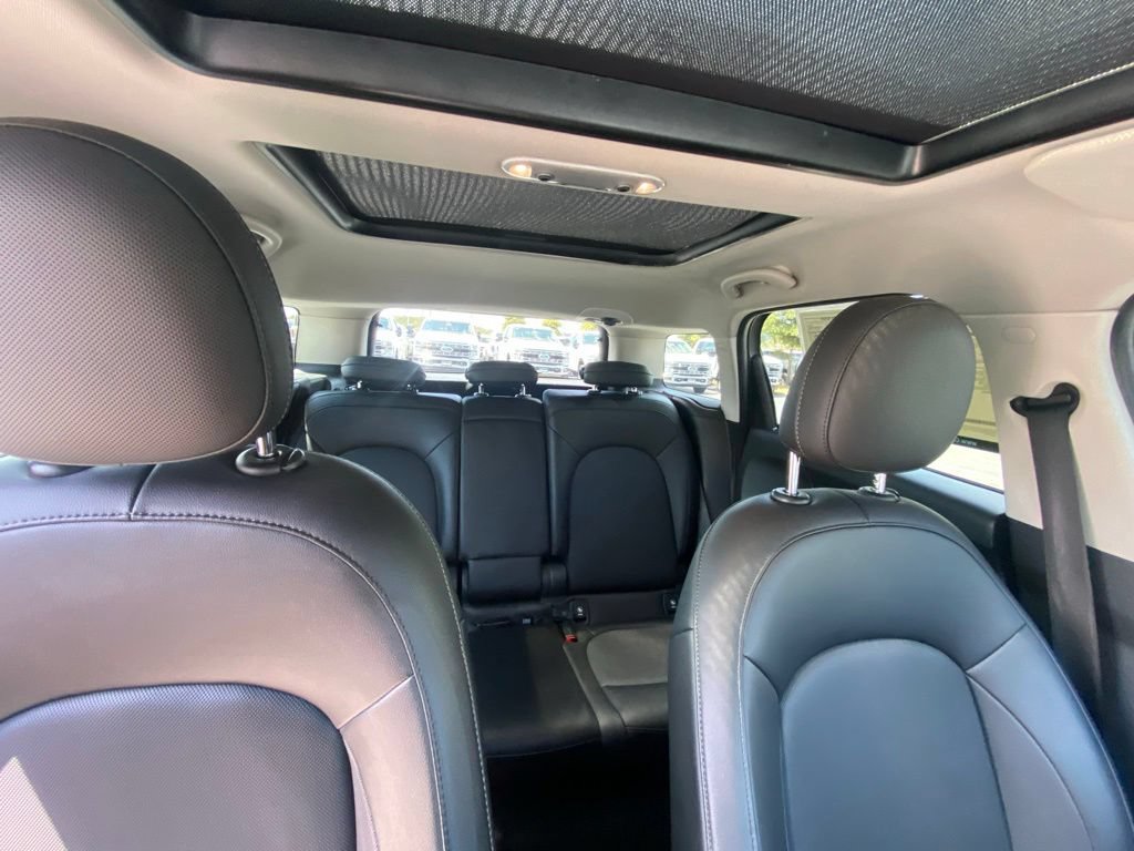 Used 2019 MINI Cooper Countryman FWD image 29
