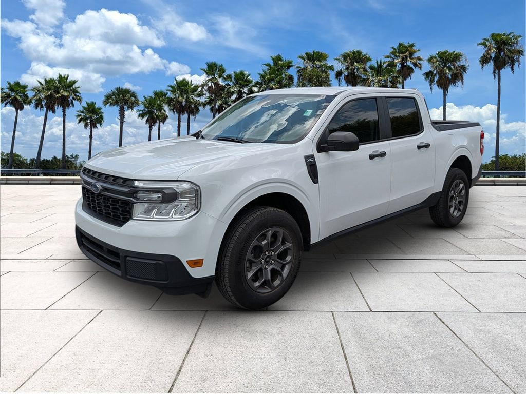 Certified 2024 Ford Maverick XLT FWD image 3