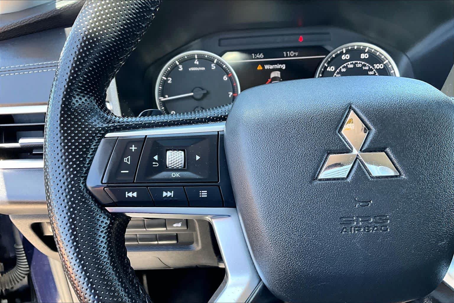 Used 2024 Mitsubishi Outlander SE AWD/4WD image 23
