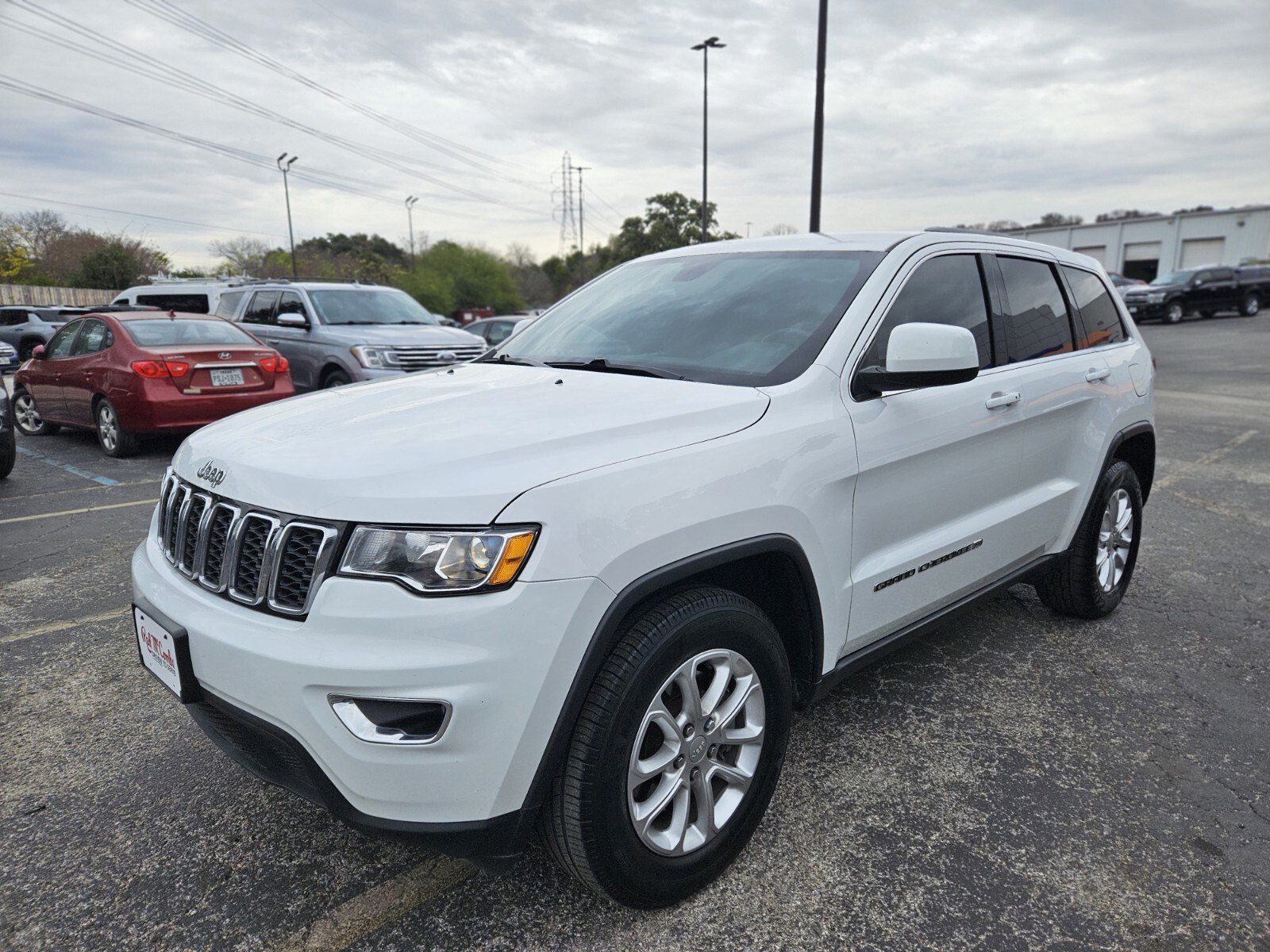 Used 2022 Jeep Grand Cherokee Laredo E image 7