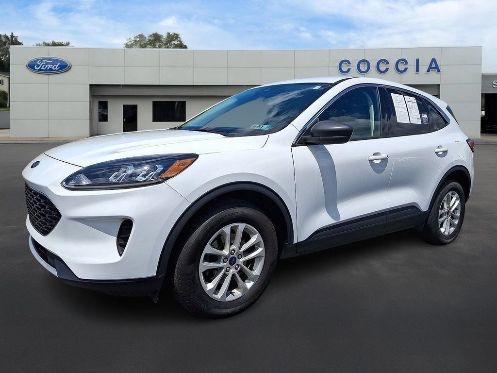 Certified 2022 Ford Escape SE w/ Convenience Package AWD/4WD image 1