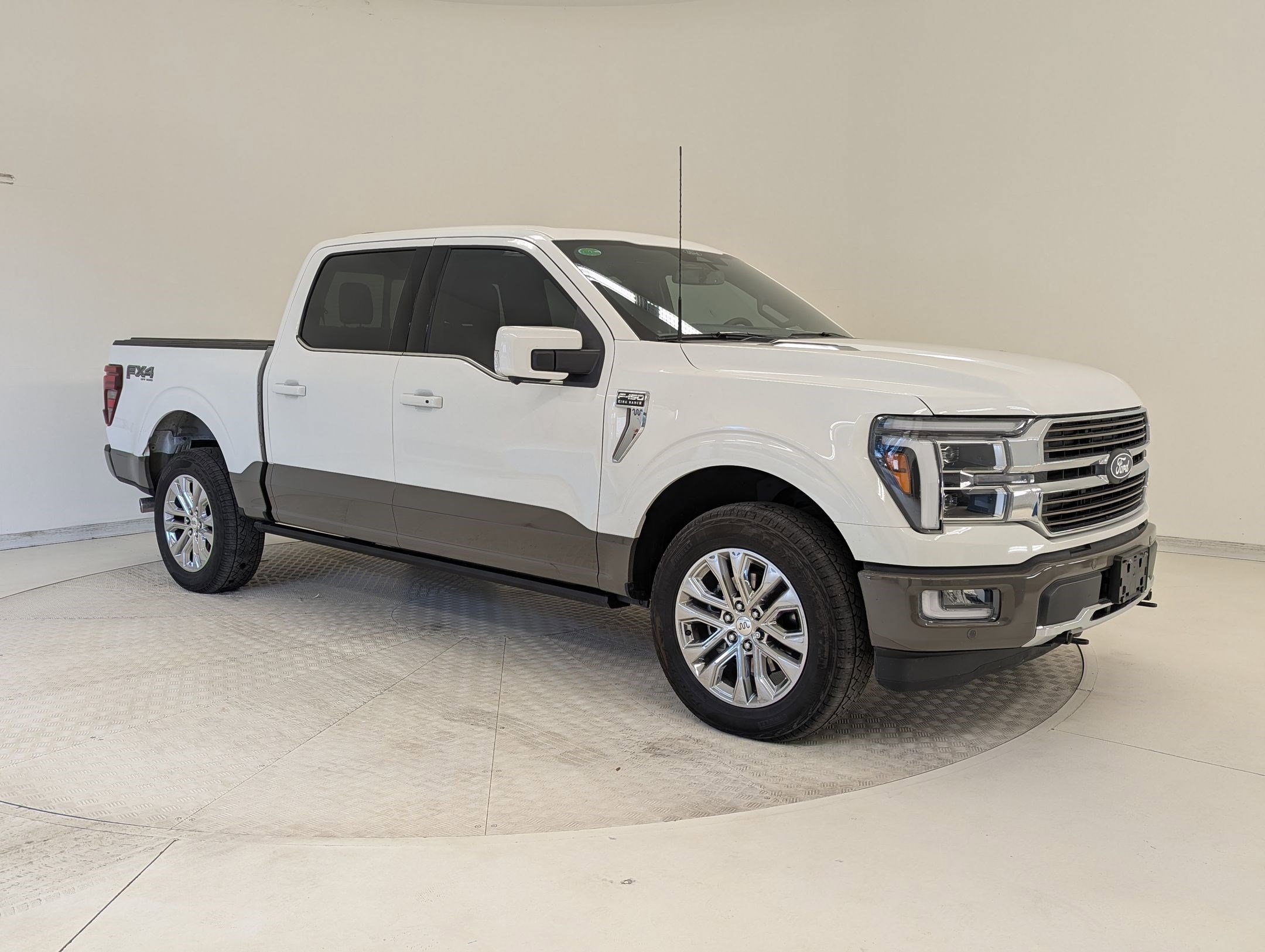 Certified 2025 Ford F150 King Ranch w/ FX4 Off-Road Package image 5