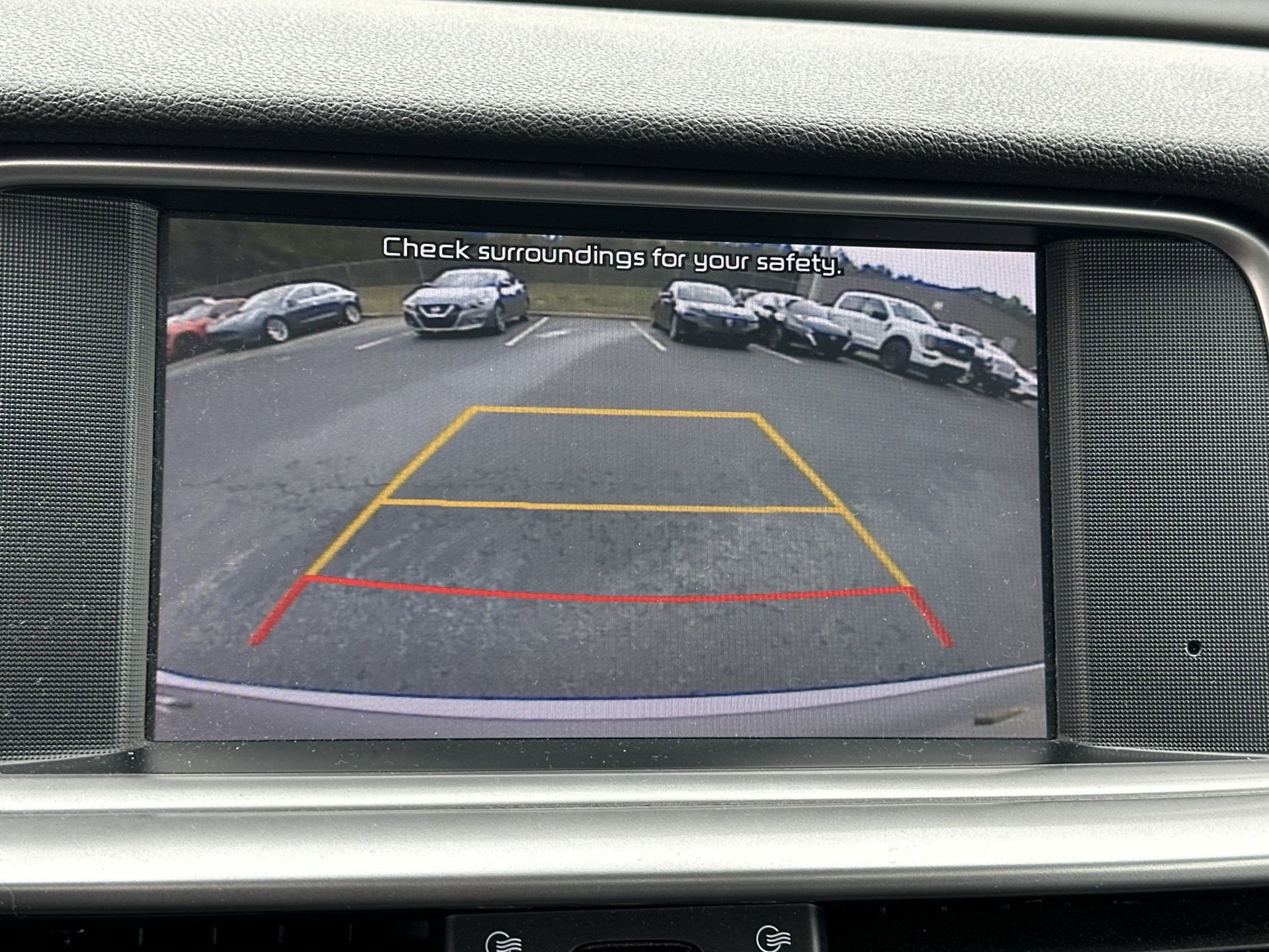 Used 2020 Kia Optima LX image 4