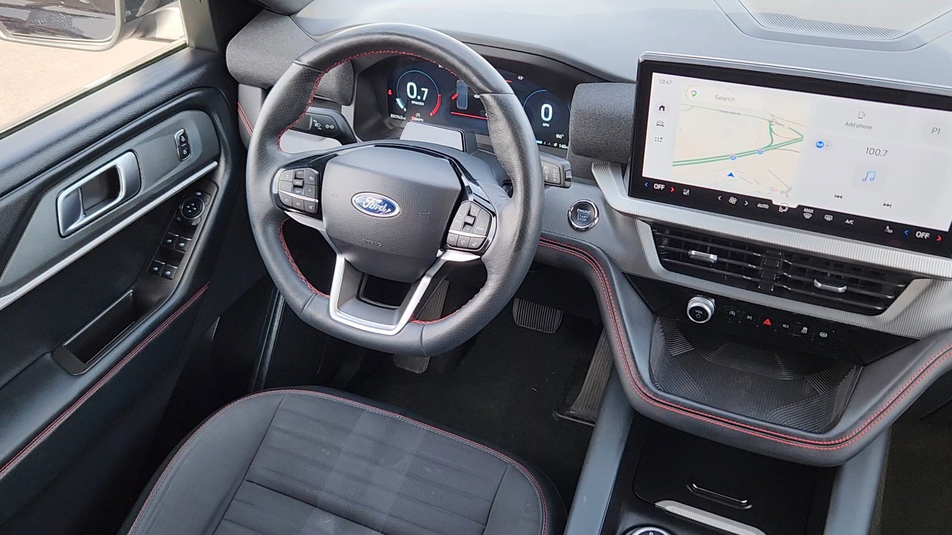 Certified 2025 Ford Explorer ST-Line image 6