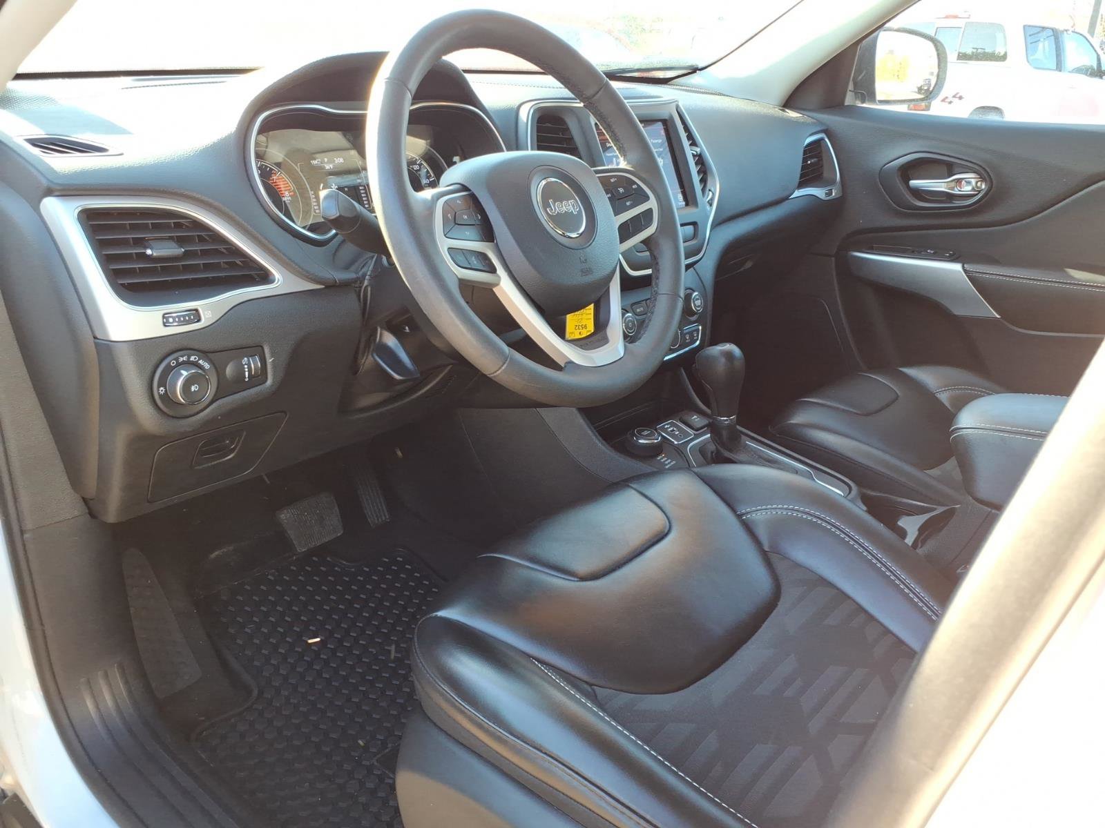 Used 2022 Jeep Cherokee Latitude image 12