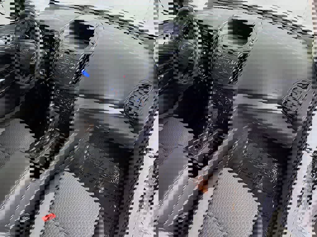 Certified 2017 Ford Escape SE image 31