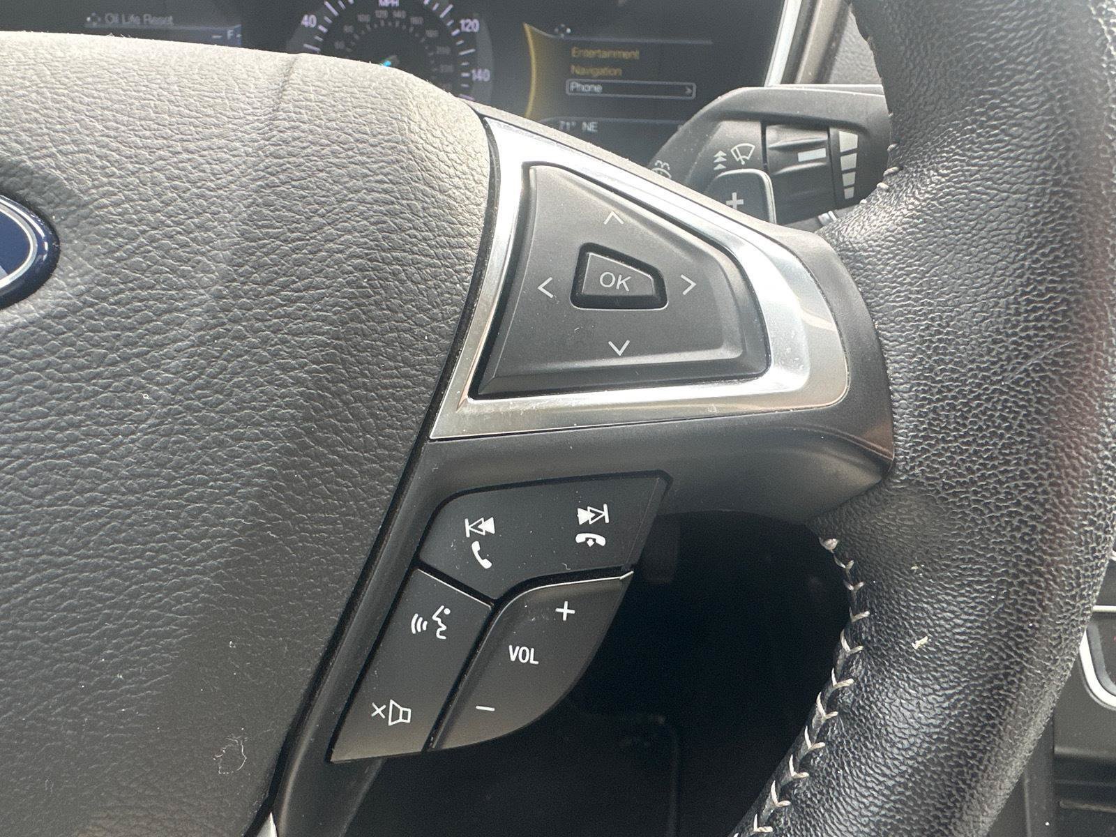 Certified 2019 Ford Fusion SE w/ Equipment Group 151A FWD image 20