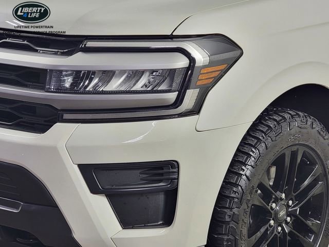 Certified 2022 Ford Expedition XLT image 10