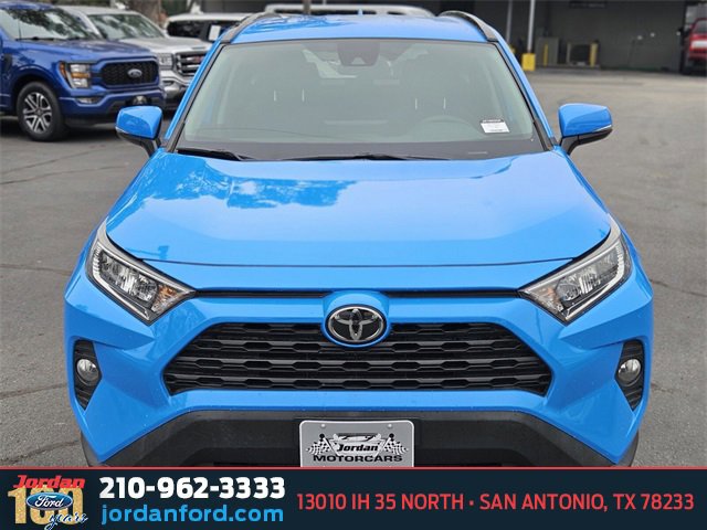 Used 2021 Toyota RAV4 XLE image 8