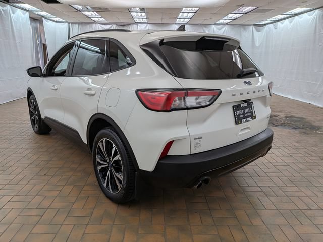 Certified 2022 Ford Escape SE w/ SE Sport Appearance Package AWD/4WD image 5