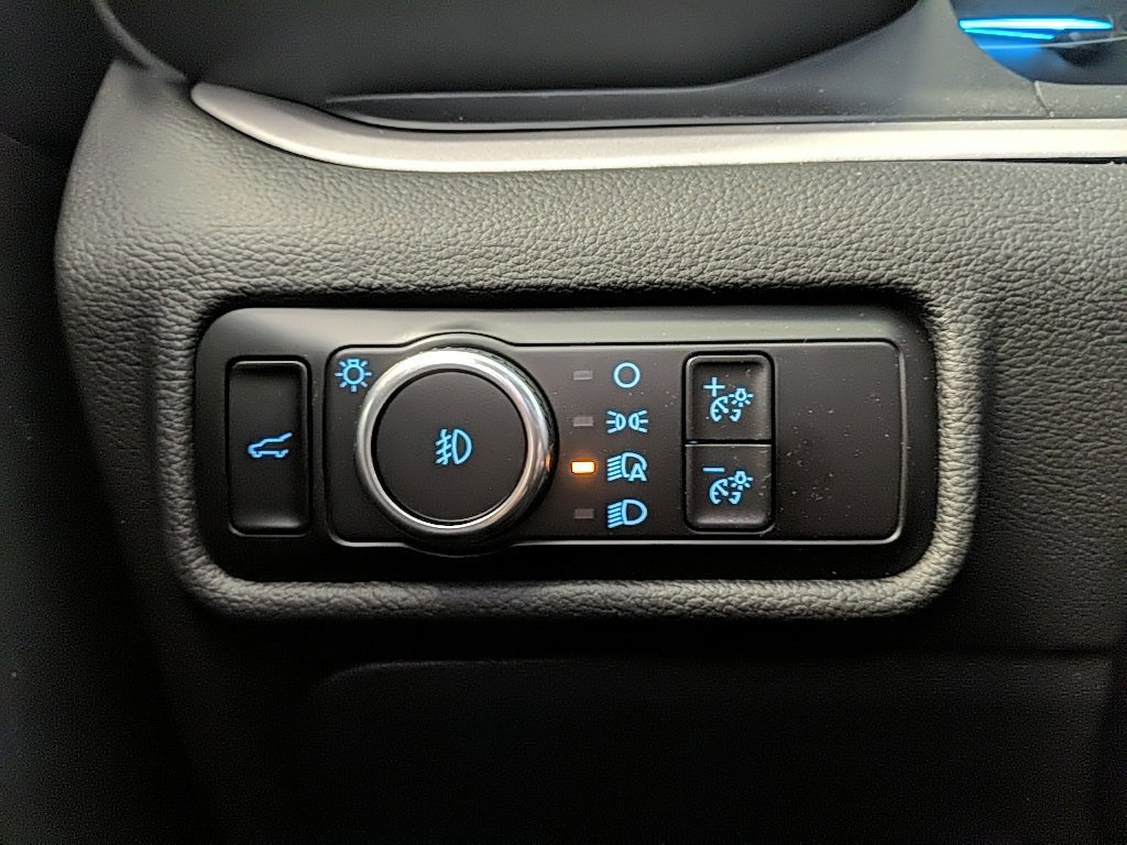 Certified 2023 Ford Explorer XLT w/ Equipment Group 202A image 24