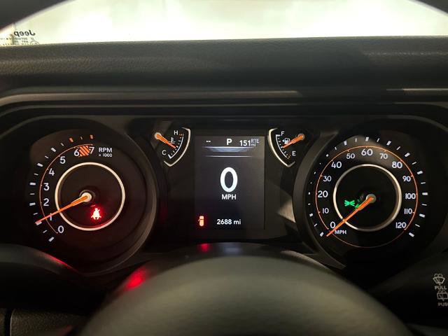 Used 2025 Jeep Wrangler Sport image 23