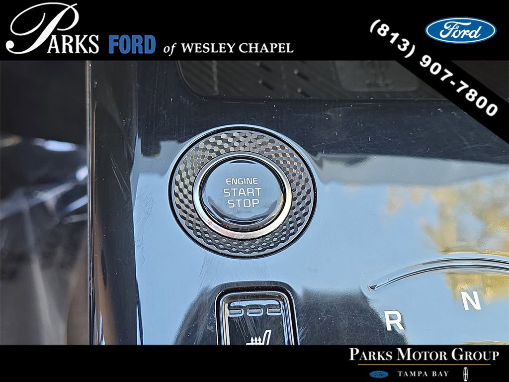 Used 2023 Kia Niro SX Touring image 26