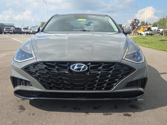Used 2021 Hyundai Sonata SEL w/ Convenience Package FWD image 3