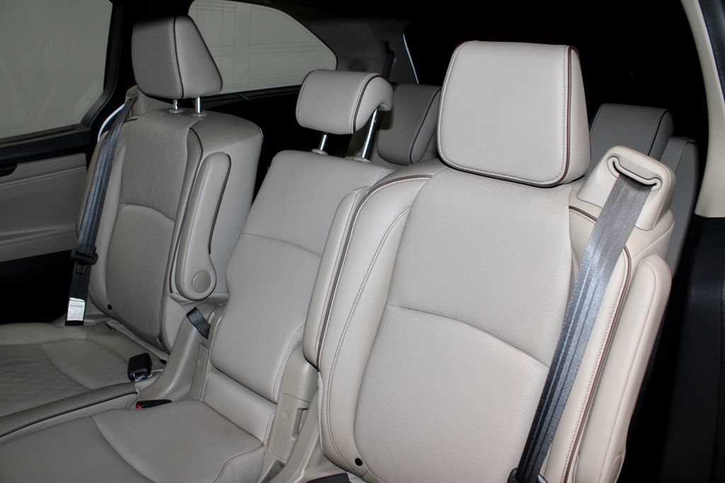 Used 2024 Honda Odyssey Elite image 23