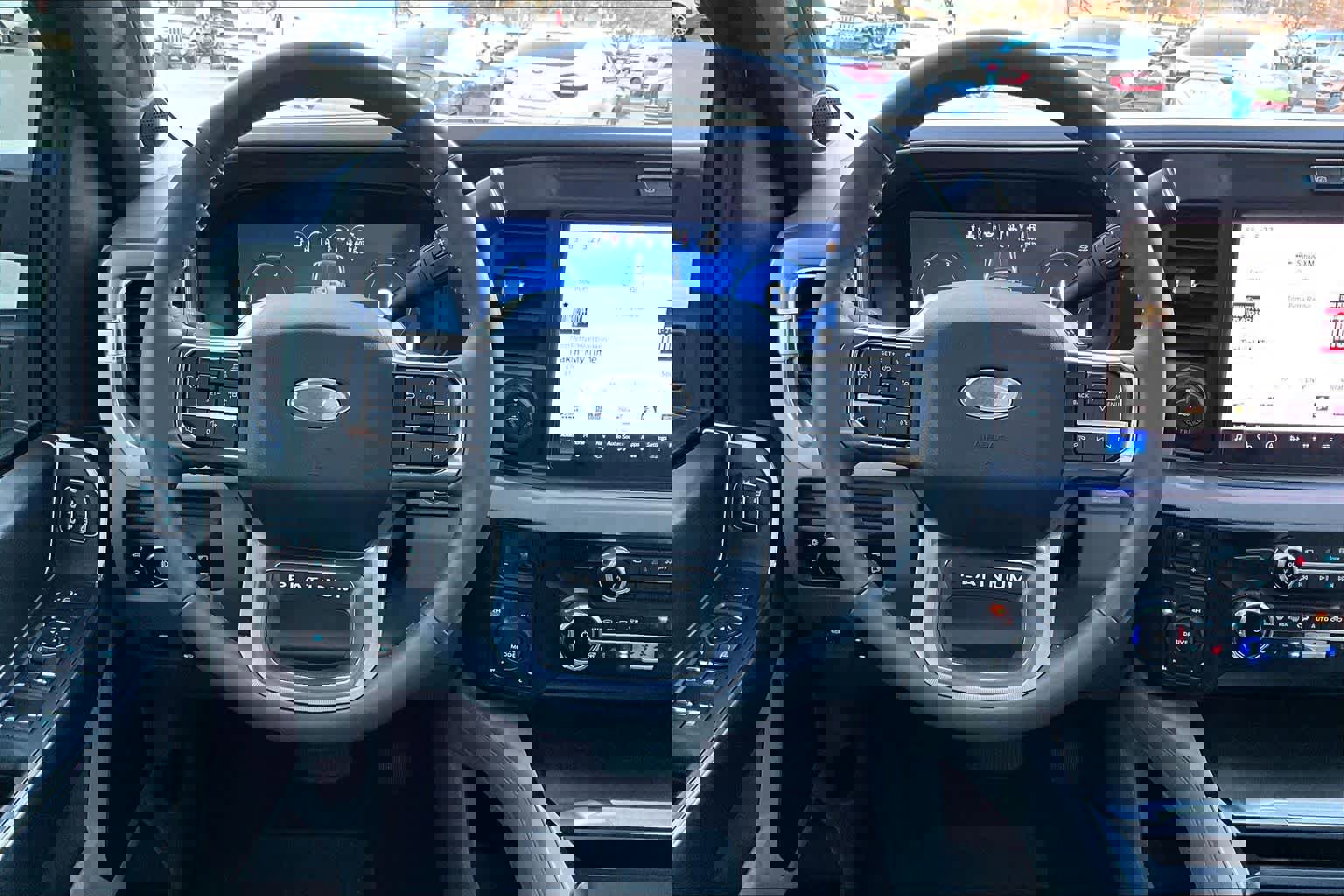 Certified 2025 Ford F250 Platinum w/ Platinum Plus Package image 8