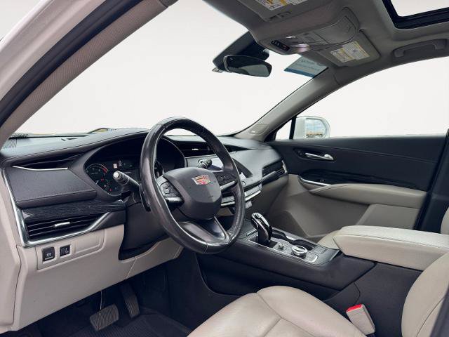 Used 2020 Cadillac XT4 Premium Luxury w/ LPO, Radiant Package FWD image 9