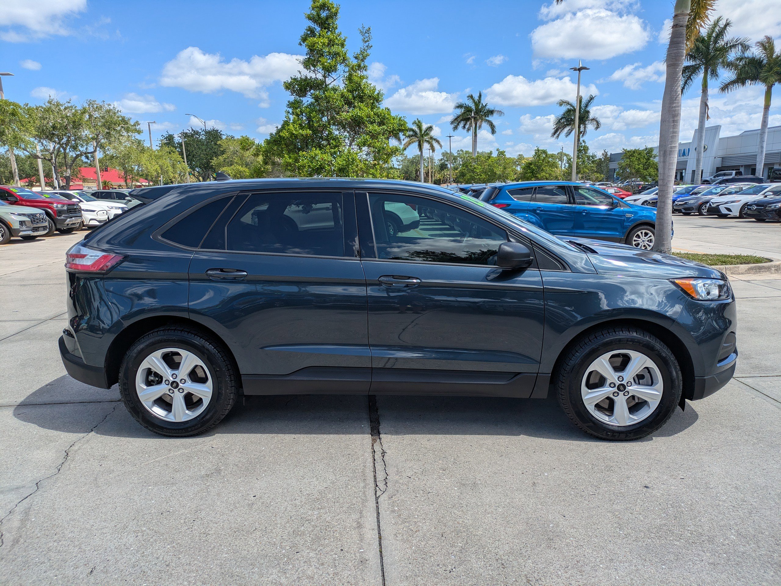 Certified 2023 Ford Edge SE AWD/4WD image 3