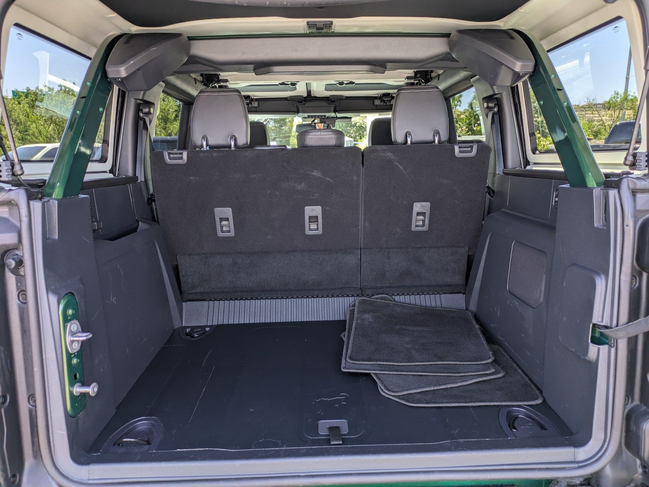 Certified 2025 Ford Bronco Badlands AWD/4WD image 30