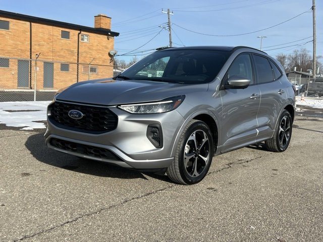 Certified 2023 Ford Escape ST-Line Select w/ Tech Pack #2 image 30