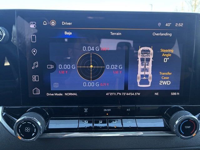 Used 2024 Chevrolet Colorado Trail Boss image 23