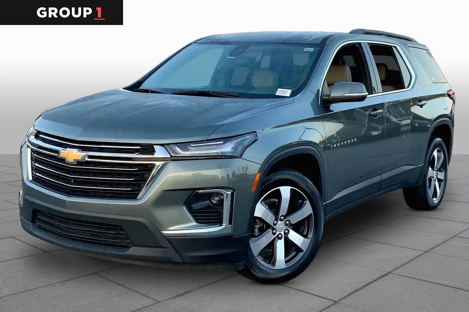 Used 2023 Chevrolet Traverse LT w/ LT Premium Package