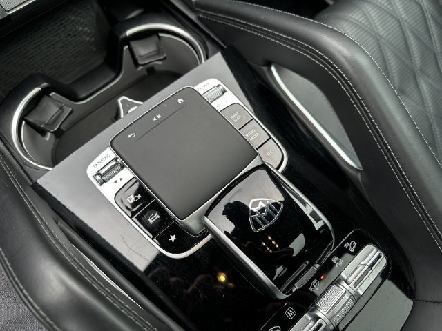 Used 2024 Mercedes-Benz Maybach GLS 600 4MATIC image 24