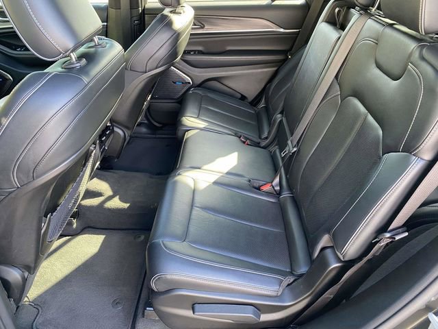 Used 2022 Jeep Grand Cherokee L Overland image 17