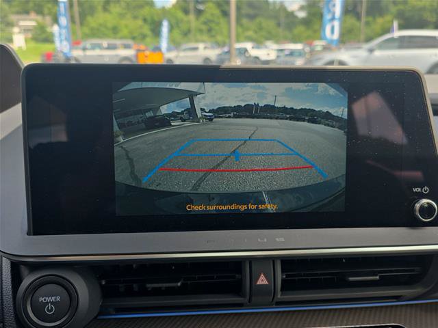 Used 2025 Toyota Prius XLE AWD/4WD image 23