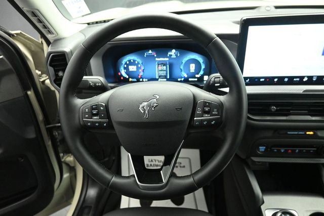 Certified 2025 Ford Bronco Sport Outer Banks w/ Outer Banks Tech Package+ AWD/4WD image 15