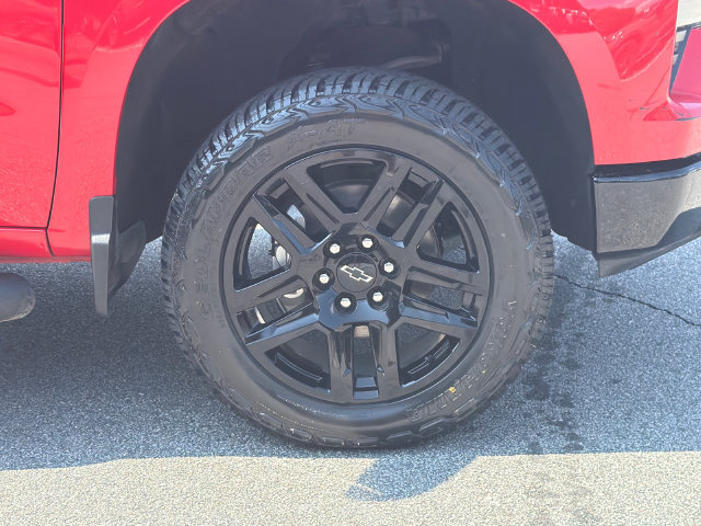 Used 2024 Chevrolet Silverado 1500 Custom Trail Boss AWD/4WD image 14