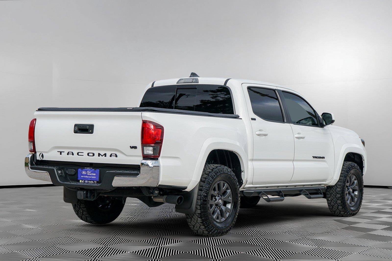 Used 2023 Toyota Tacoma SR5 RWD image 5