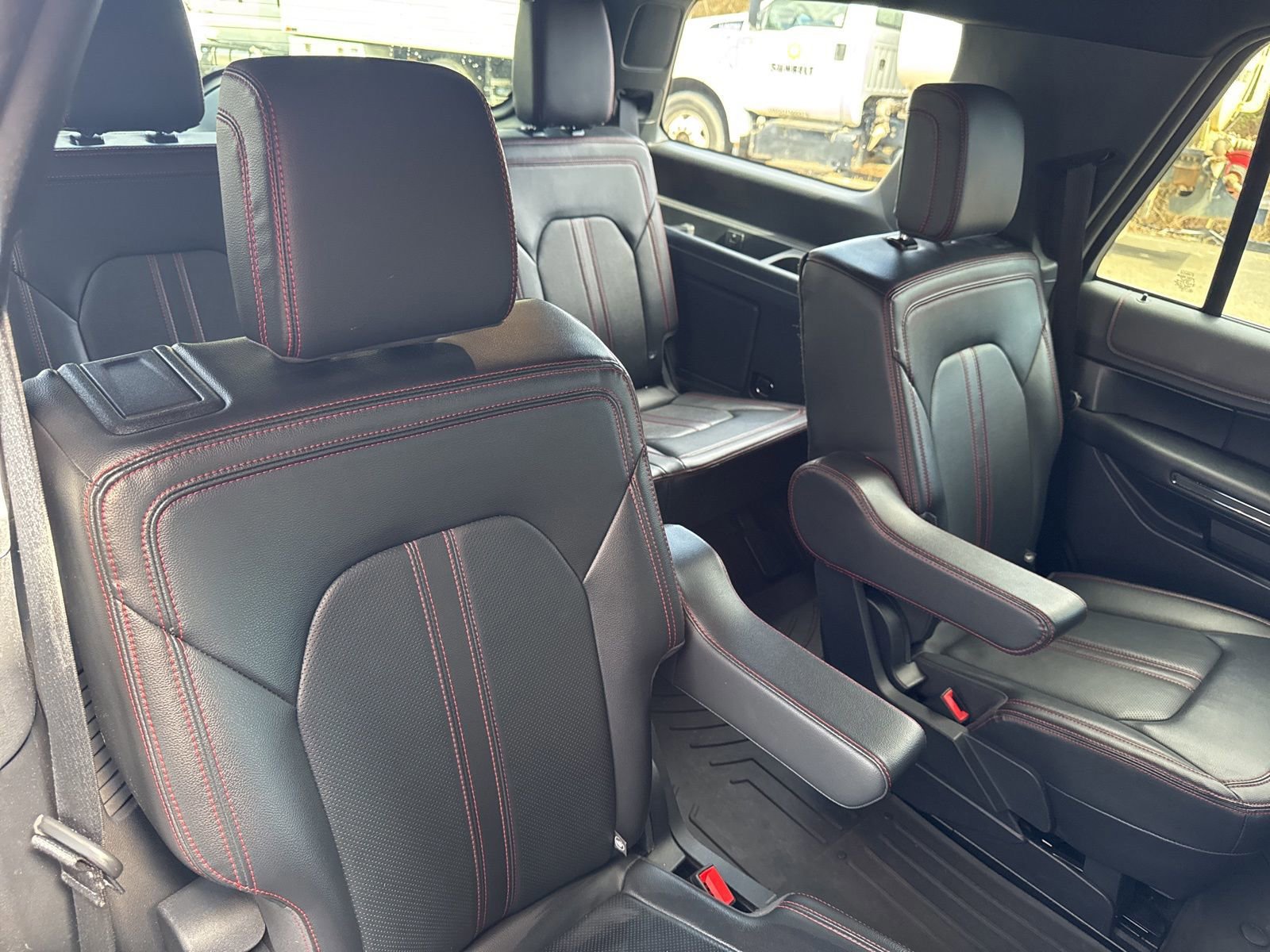 Certified 2023 Ford Expedition Limited image 29