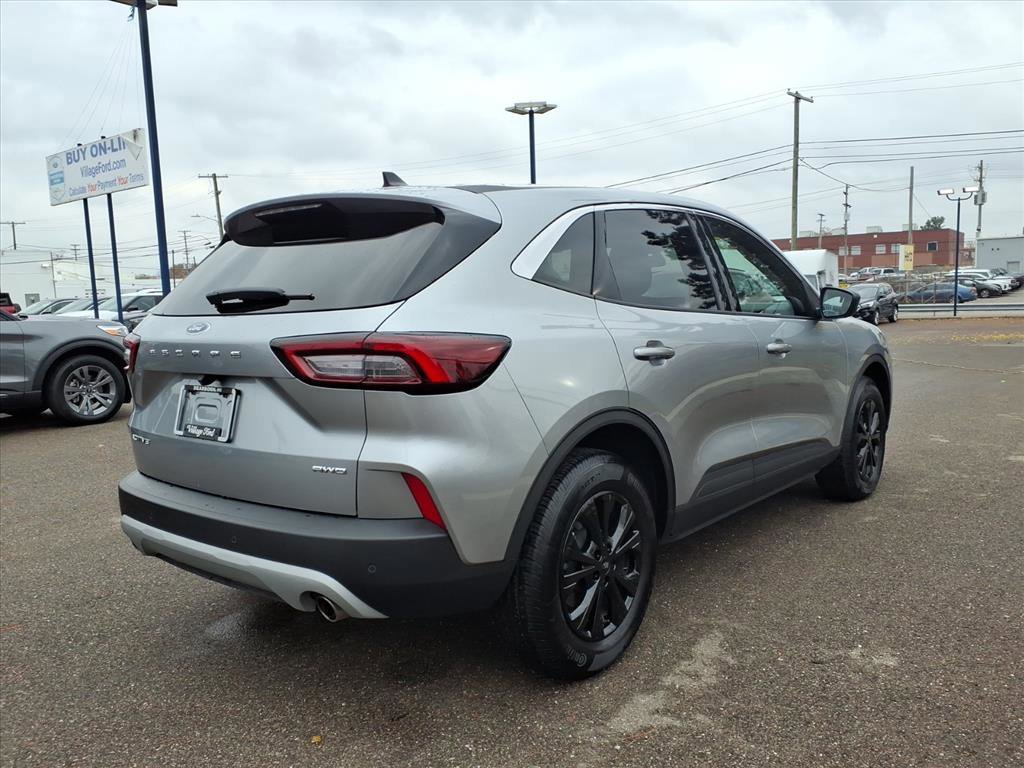 Certified 2024 Ford Escape Active w/ Tech Pack #1 image 2