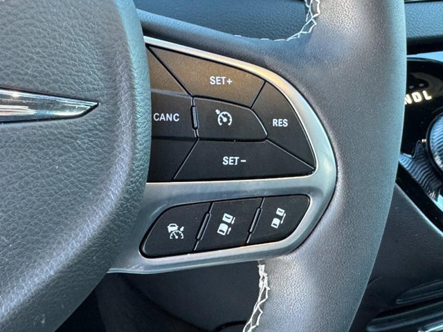 Used 2026 Chrysler Voyager LX FWD image 18