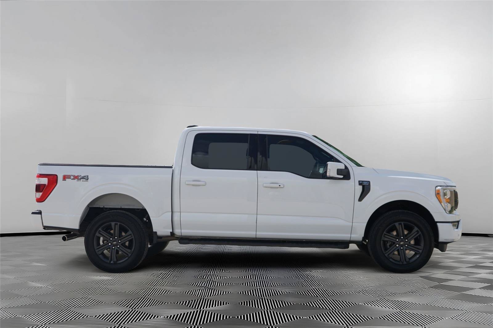 Certified 2023 Ford F150 Lariat AWD/4WD image 4