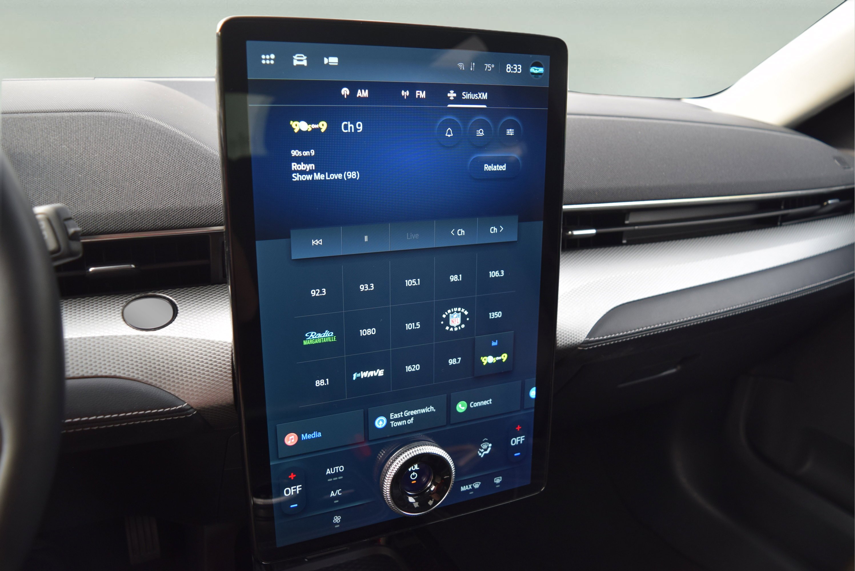 Certified 2022 Ford Mustang Mach-E Select image 12