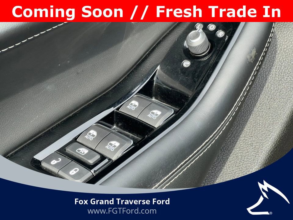 Used 2024 Jeep Grand Cherokee L Overland w/ Trailer Tow Package AWD/4WD image 15