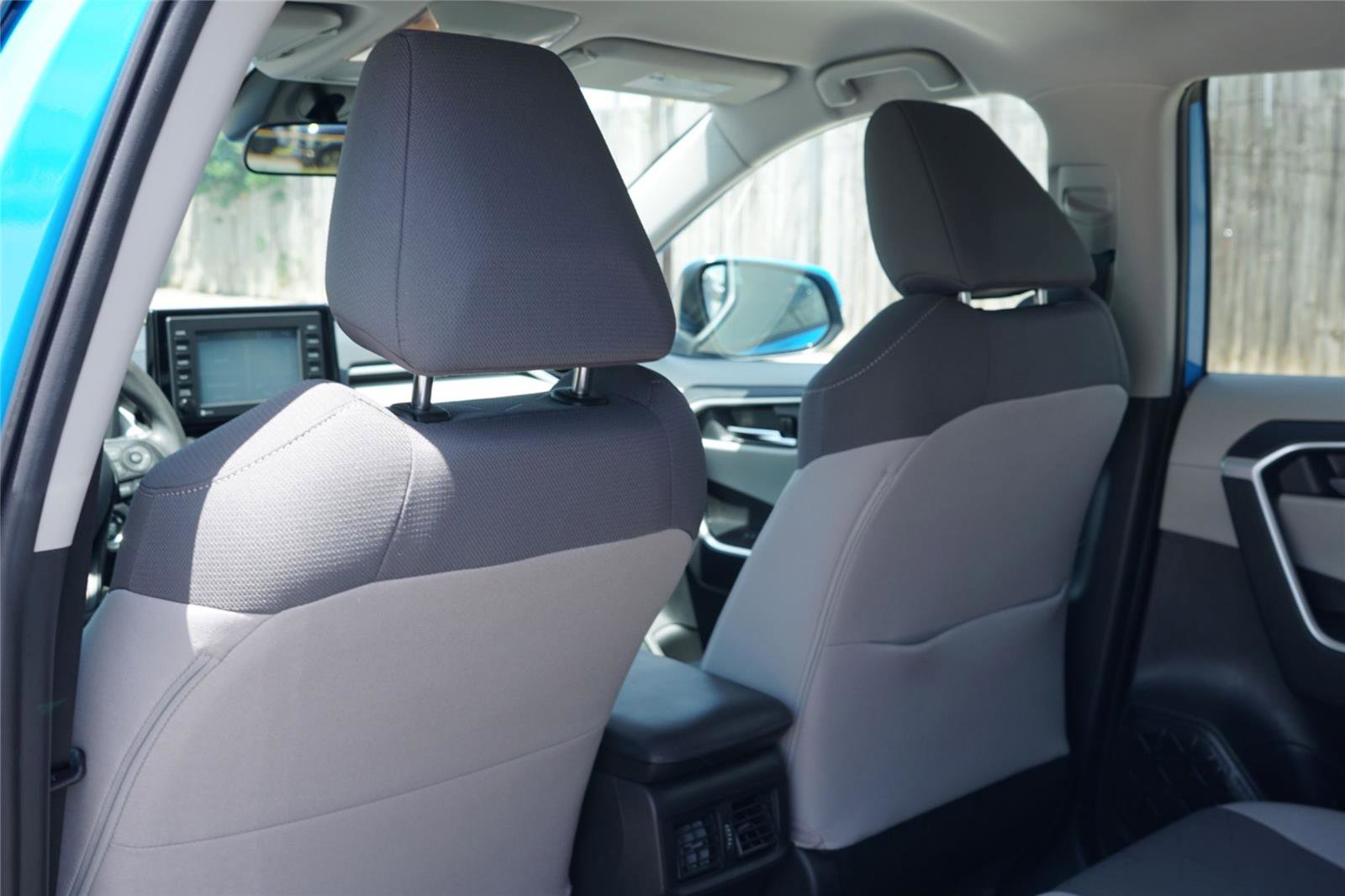 Used 2020 Toyota RAV4 XLE FWD image 22