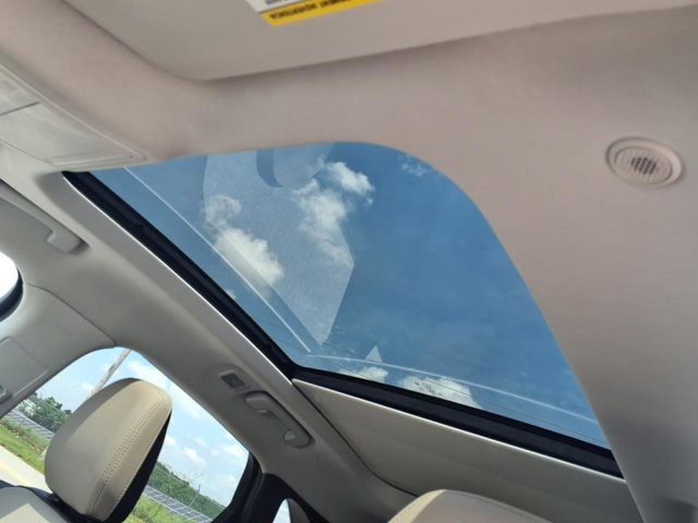 Certified 2022 Ford Escape SEL image 25