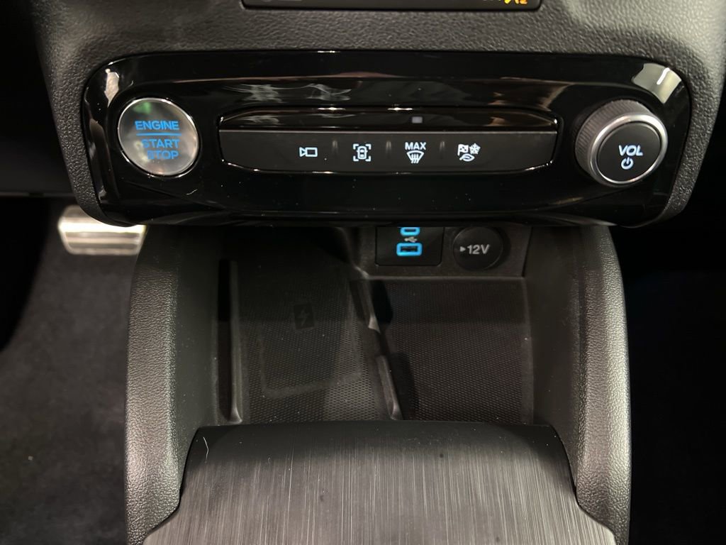 Certified 2023 Ford Escape ST-Line Select w/ Tech Pack #2 AWD/4WD image 14