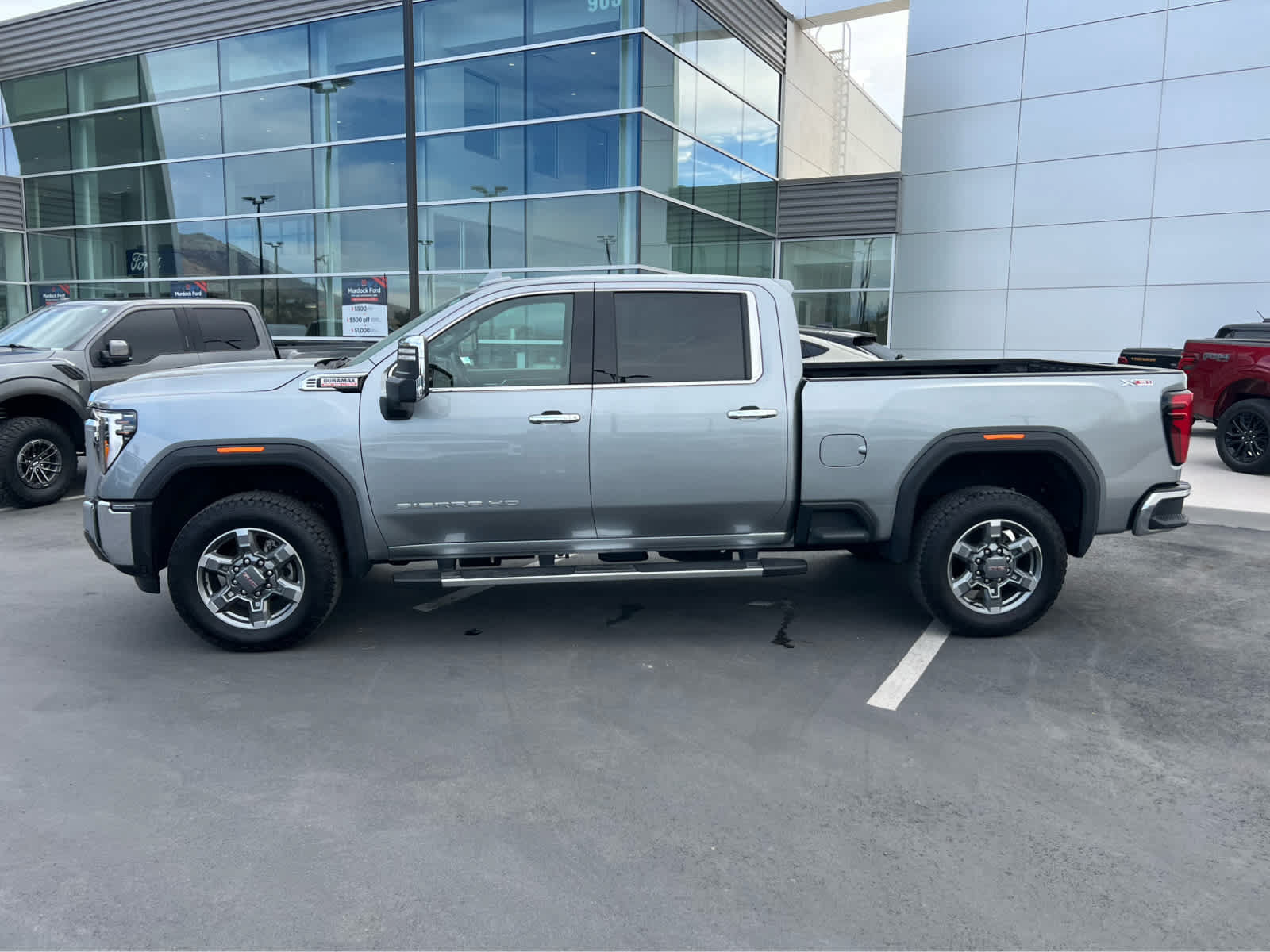 Used 2025 GMC Sierra 3500 SLT AWD/4WD image 13