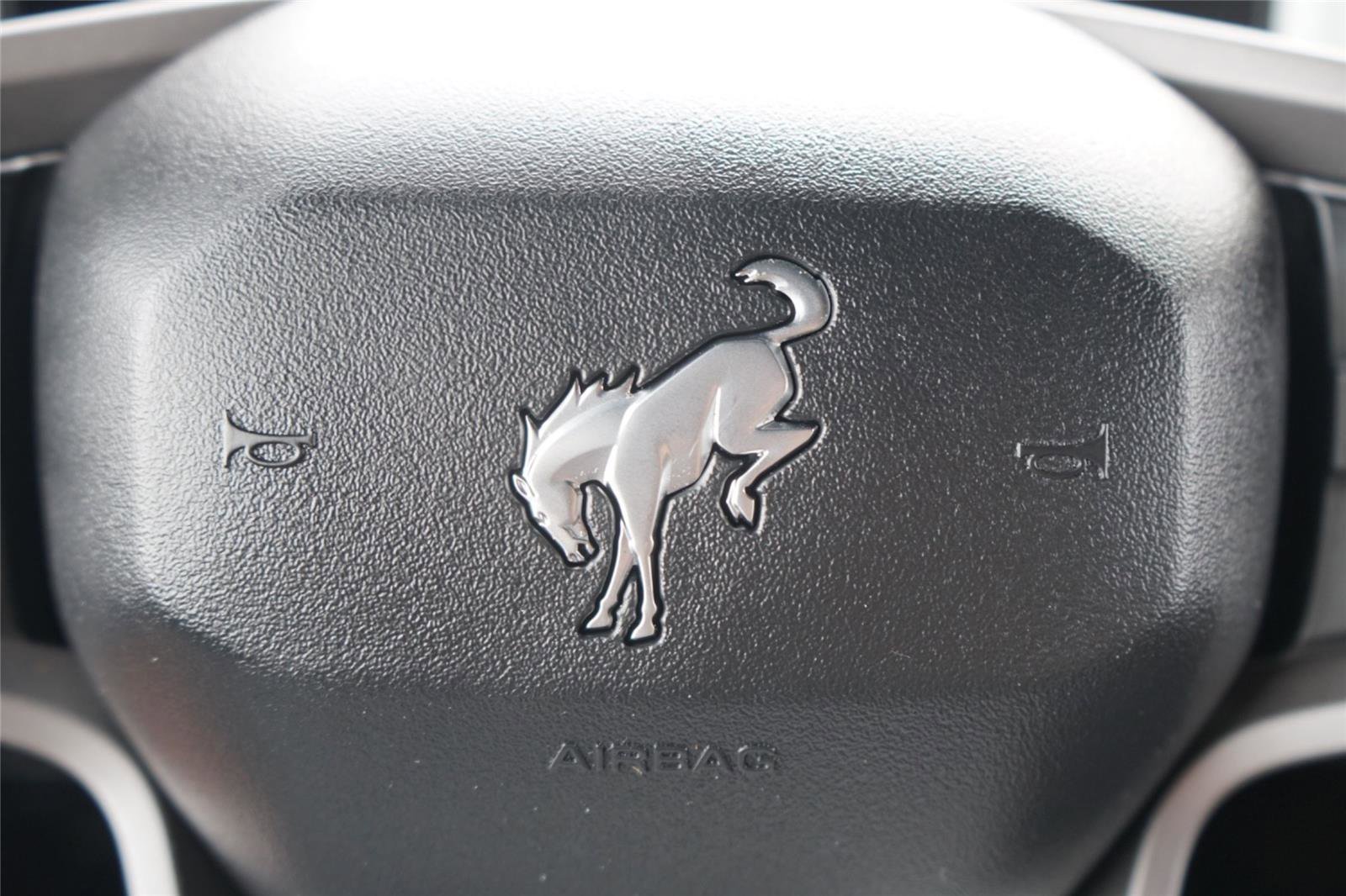 Certified 2023 Ford Bronco Heritage Edition AWD/4WD image 16